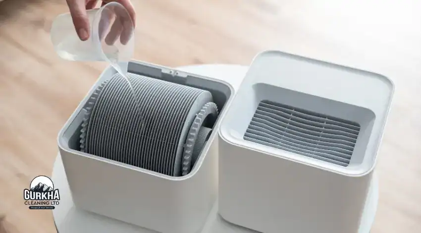 humidifier-seasonal-cleaning-tips