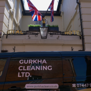 gurkha-cleaning
